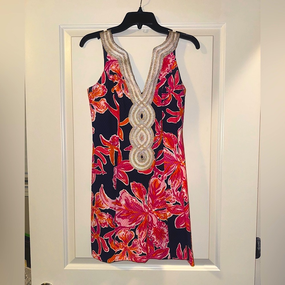 Lilly Pulitzer Valli Shift Dress- navy blue, pink, gold
Size 0